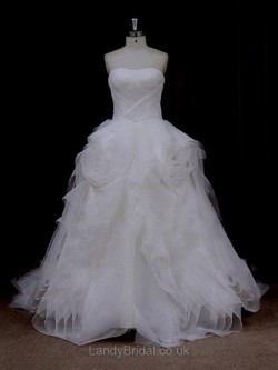 Alluring Wedding Dresses and Gowns UK from LandyBridal online store