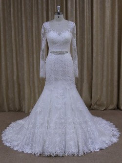 Exquisite Lace Wedding Dresses and Gowns UK at LandyBridal.
