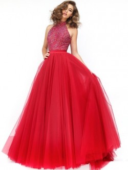 Shop red prom dresses at HandpickLooks to show your charm and passion.