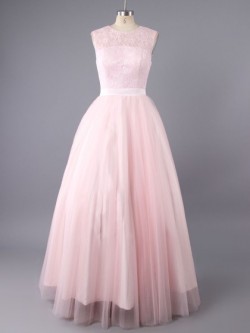 Stunning Collection of Prom Ball Gowns UK on Sale at LandyBridal!