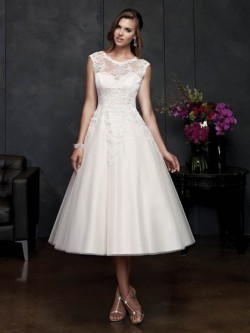Flattering Plus Size Wedding Dresses UK – dressfashion.co.uk