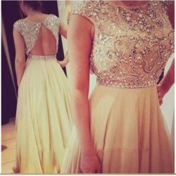 Gorgeous Sequins Beading Crystals Evening Gown A Line Chiffon Backless Prom Dresses