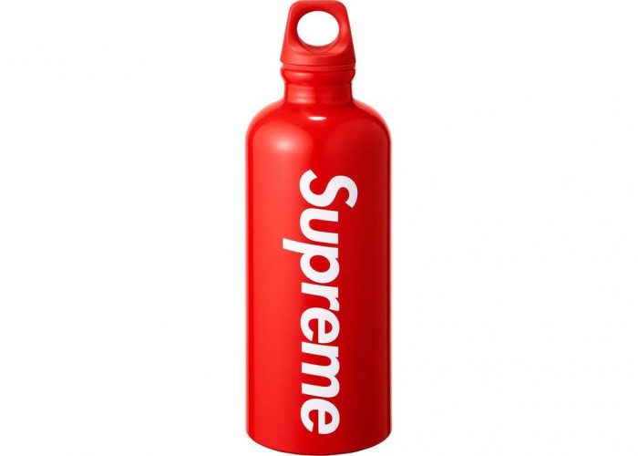 Supreme SIGG Traveller 0.6L Water Bottle- Red – Streetwear Official